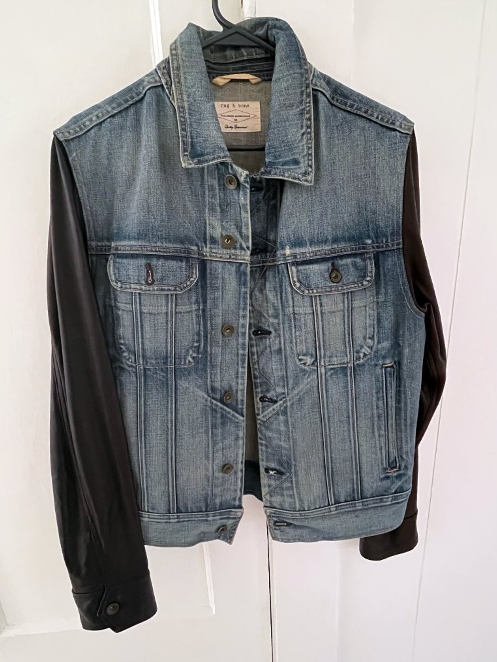 Rag‎ & Bone Distressed Denim Jacket Lamb Leather Sleeves Moto Style Jacket M